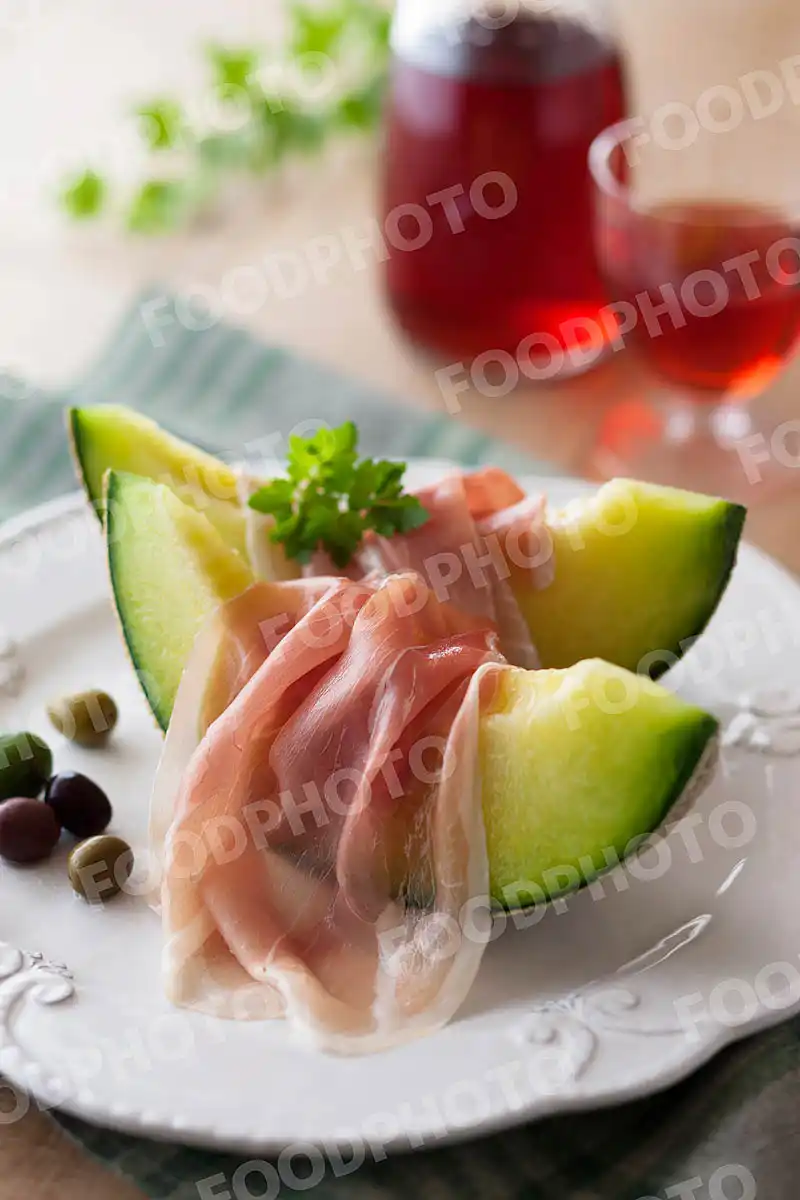 アールスメロン生ハムのせ