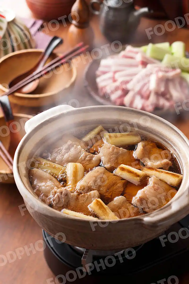 豚バラ肉のねぎま鍋