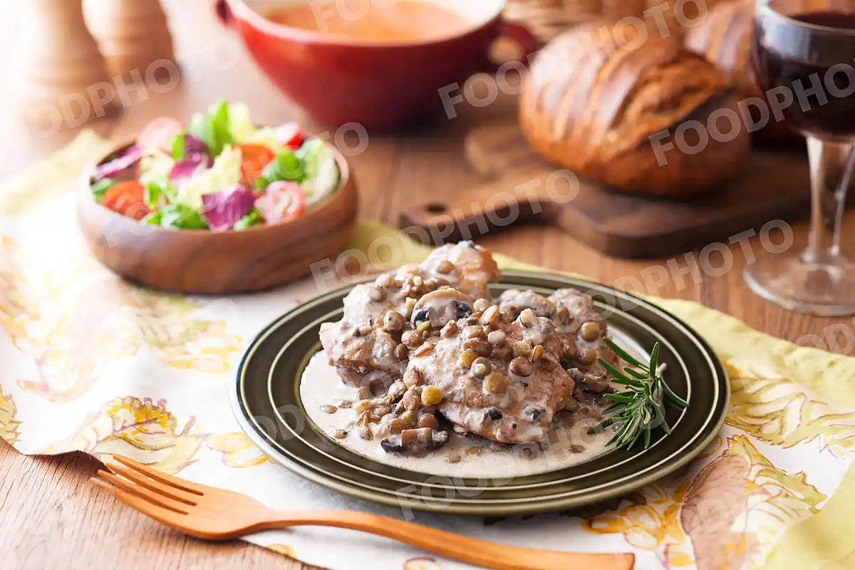 鶏肉とレンズ豆の煮込み
