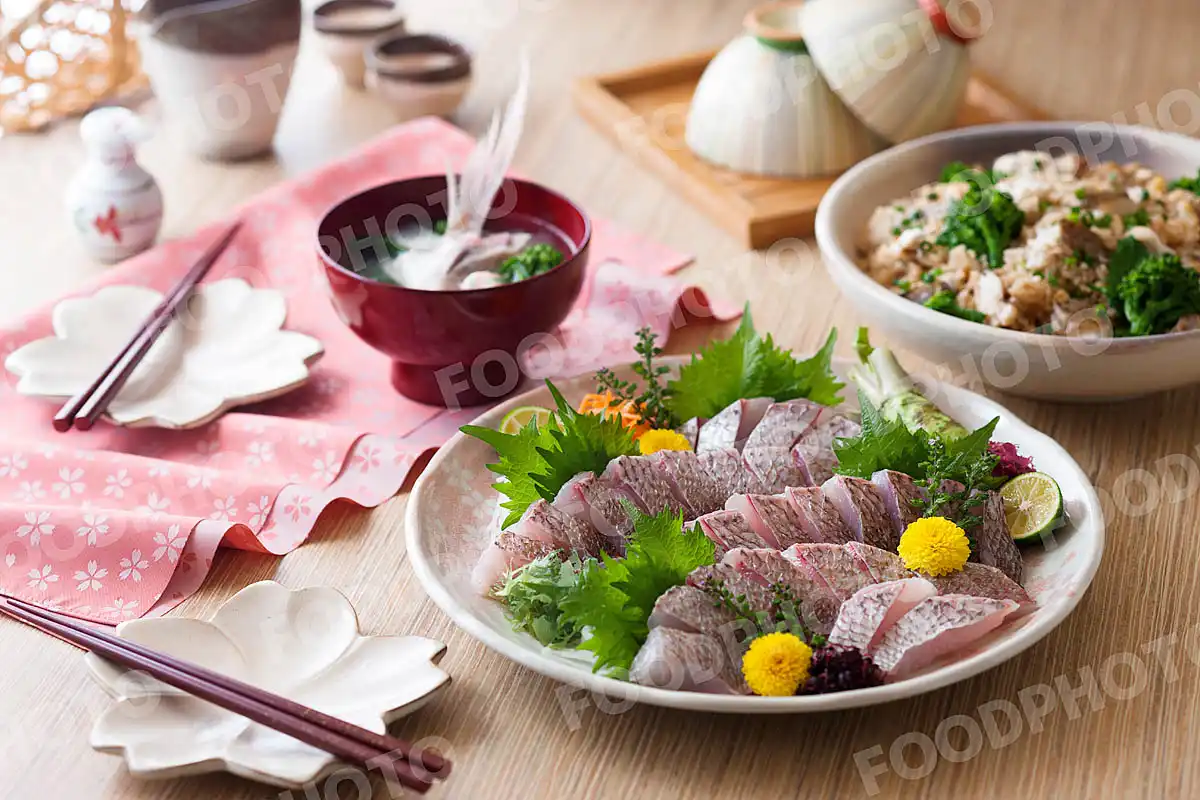 鯛のお刺身 / 鯛の松皮造り