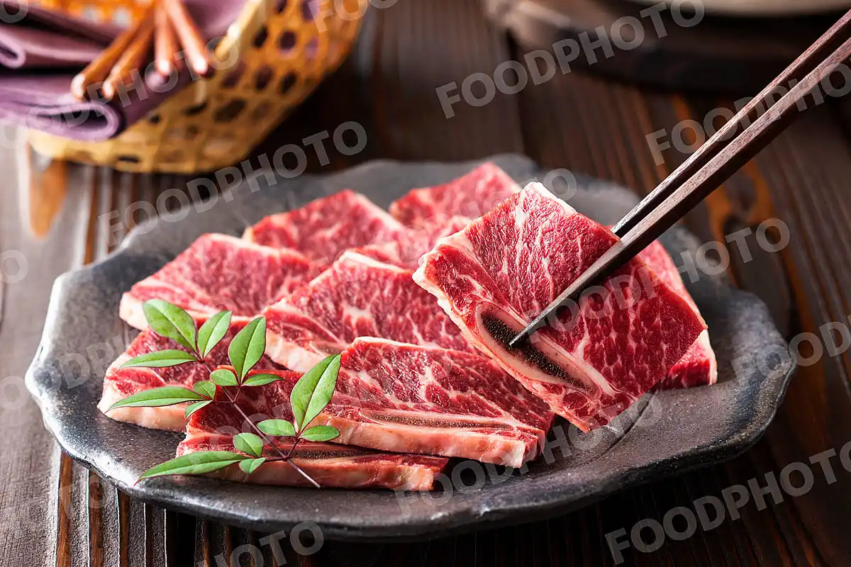 和牛骨付きカルビ