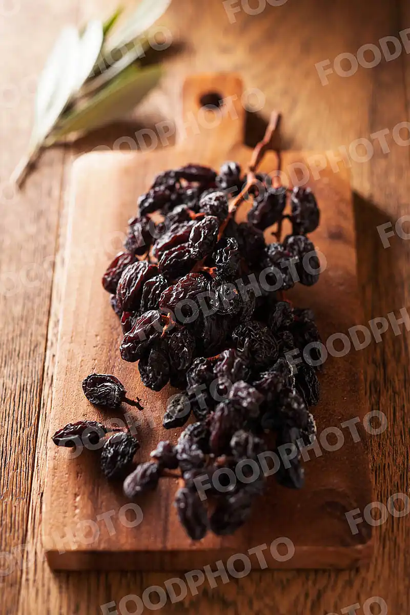 枝付きレーズン（干し葡萄）