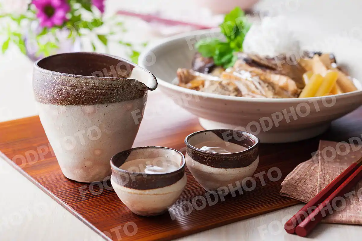 日本酒と鯛のあら煮