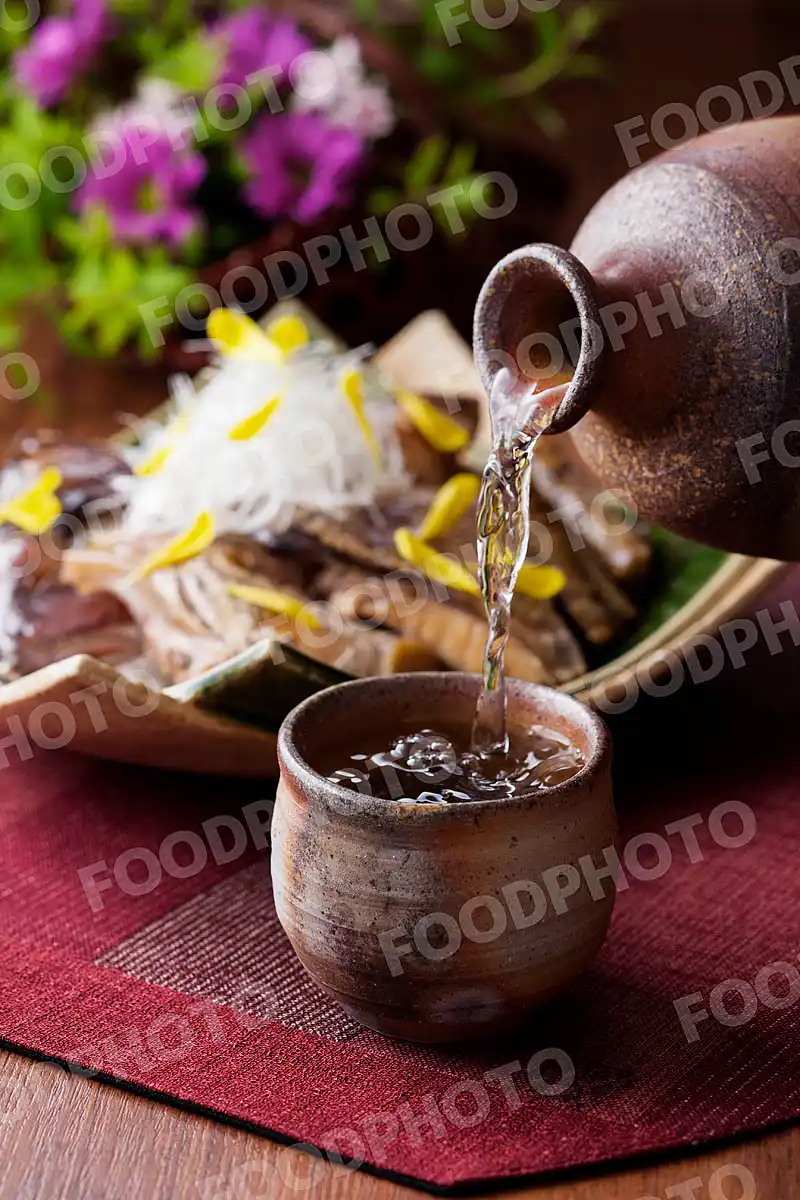 日本酒と鯛のあら煮