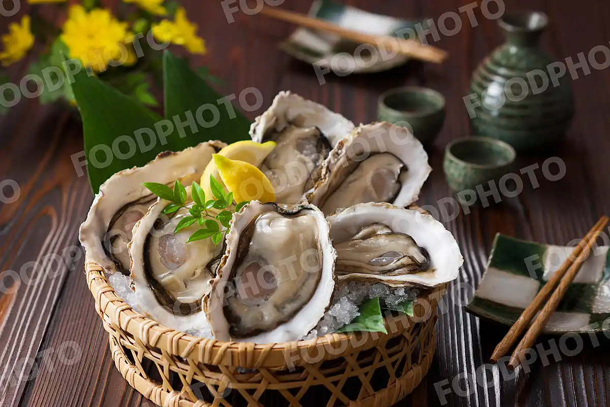 生牡蠣と日本酒