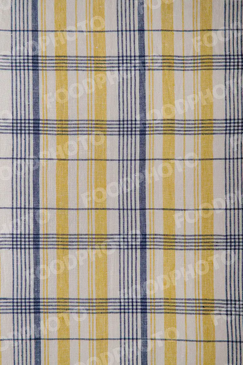 ネイビー・イエロー・ホワイト  / チェック柄テーブルクロス。 