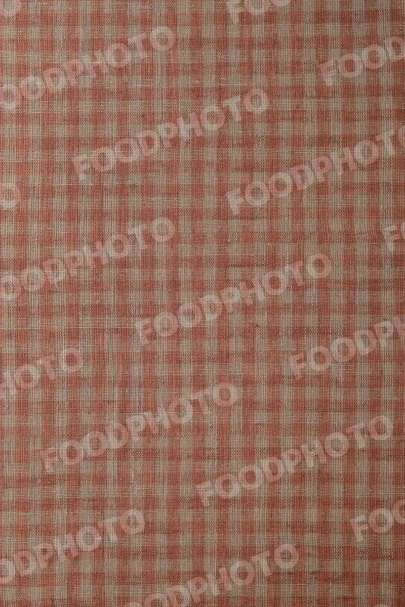 くすんだサーモン・くすんだベージュ / チェック柄テーブルクロス。 