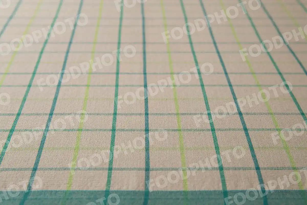 グリーン・ライム・ベージュ / チェック柄テーブルクロス。 