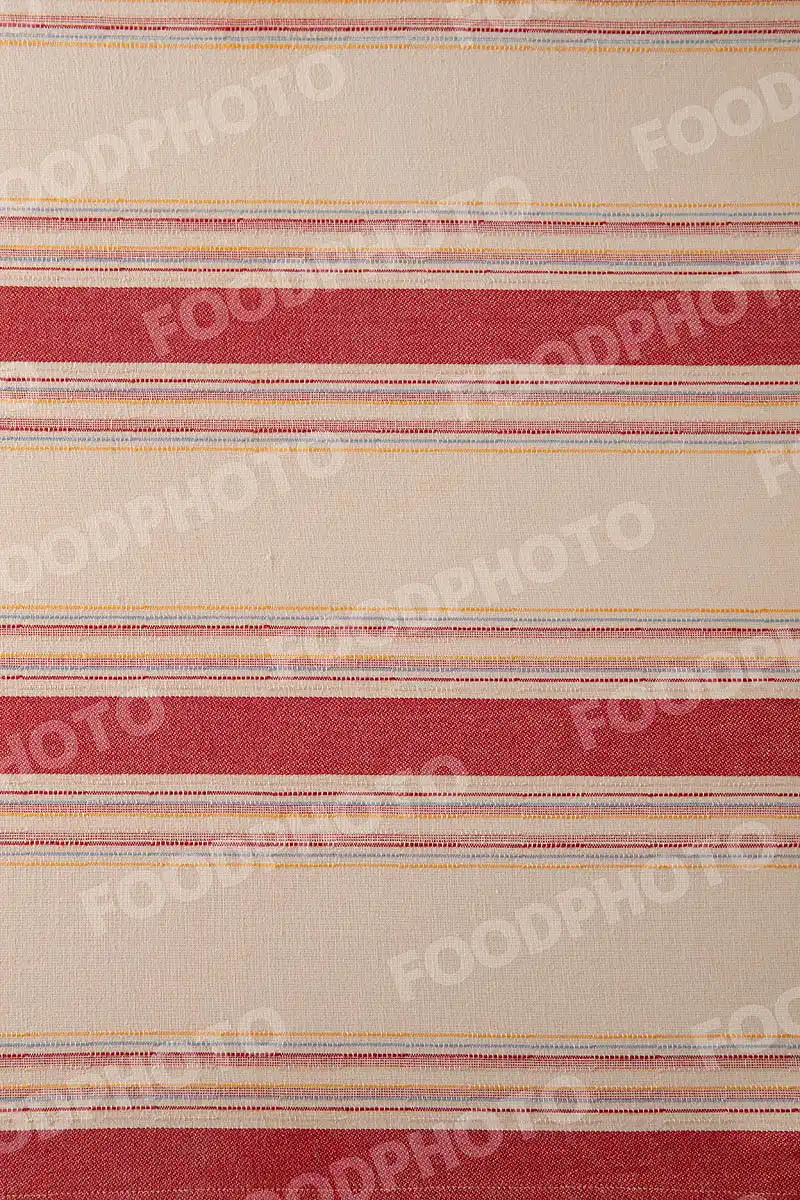 レッド・オレンジ・スカイブルー・ベージュ / ボーダー柄テーブルクロス。 