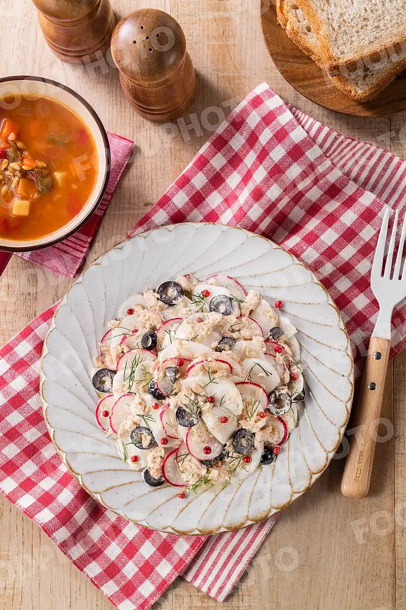 蕪とラディッシュのシーチキンサラダ