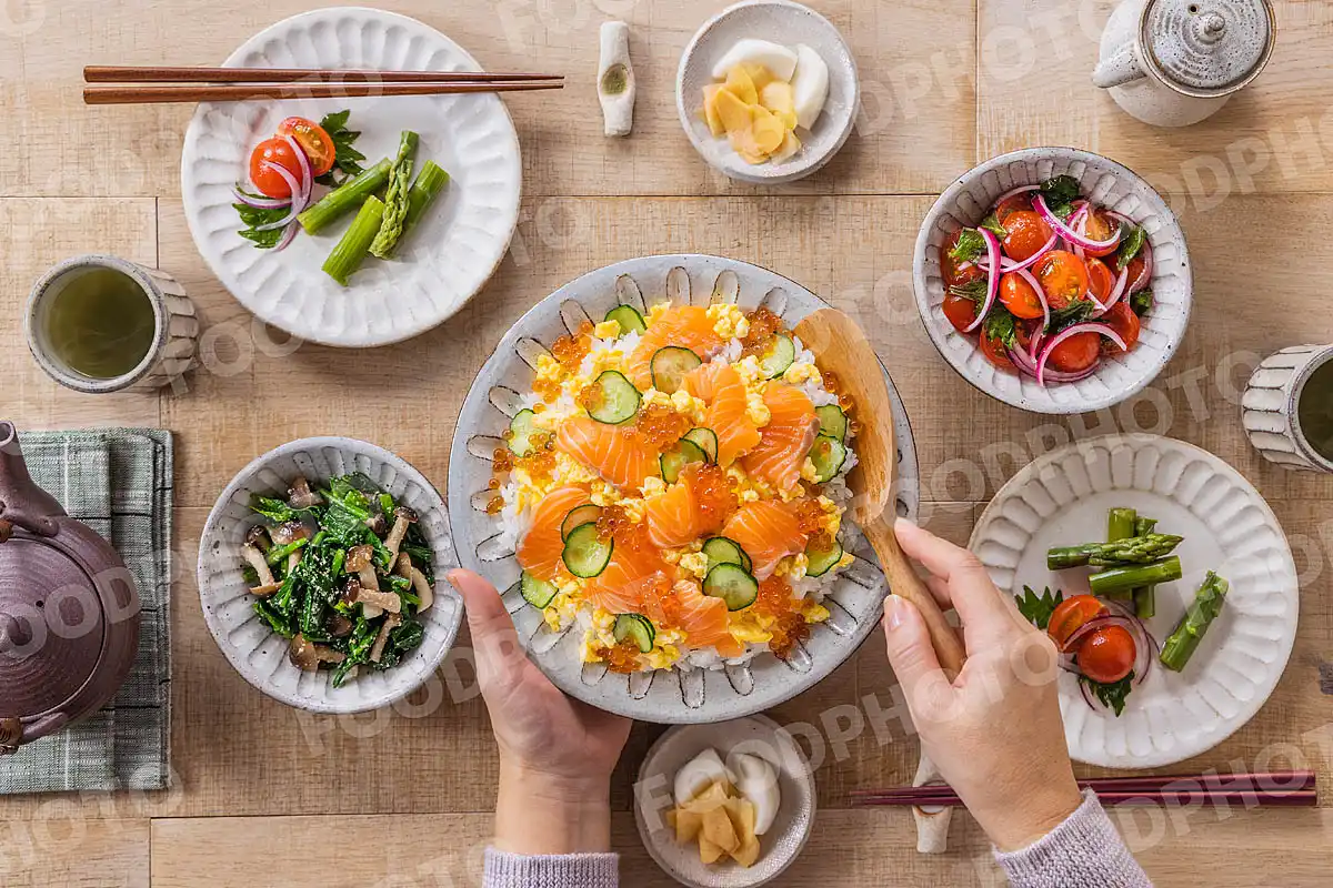 いつもの食卓 鮭とイクラのちらし寿司