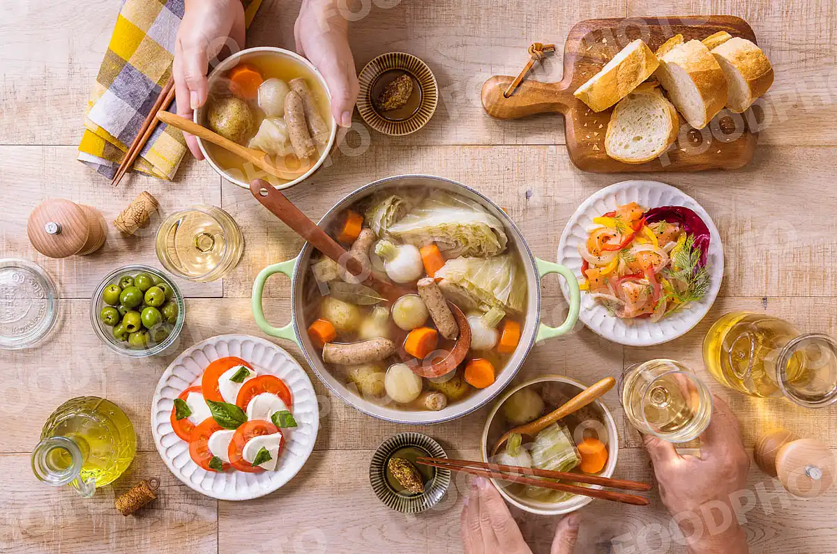 いつもの食卓テーブル風景