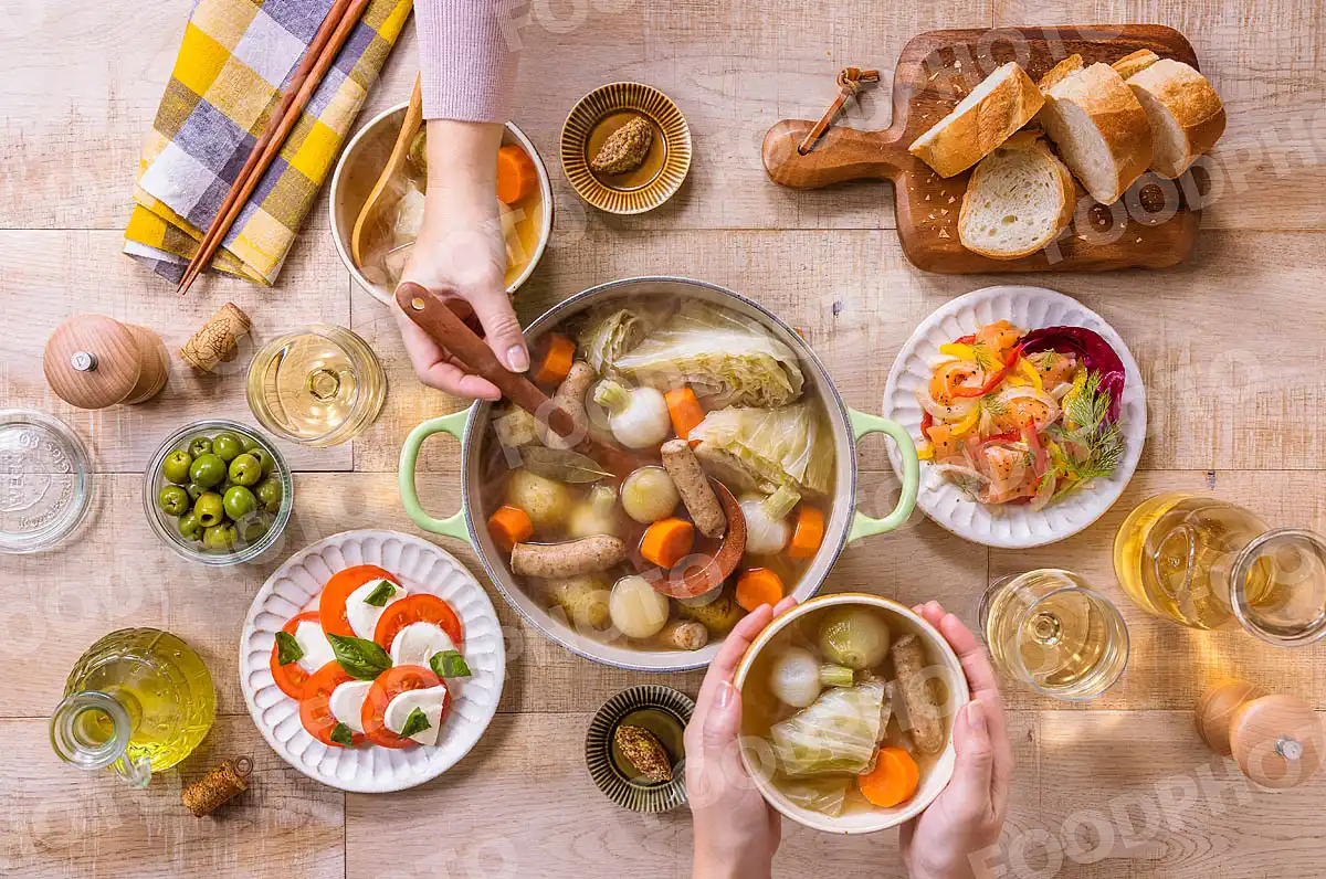 いつもの食卓テーブル風景