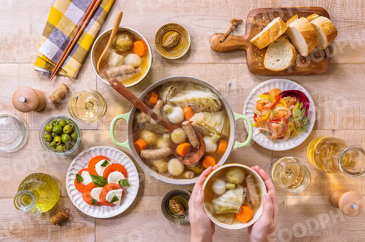 いつもの食卓テーブル風景