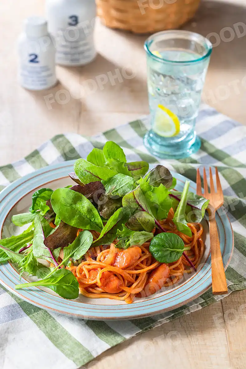 ベビーリーフたっぷりのナポリタン